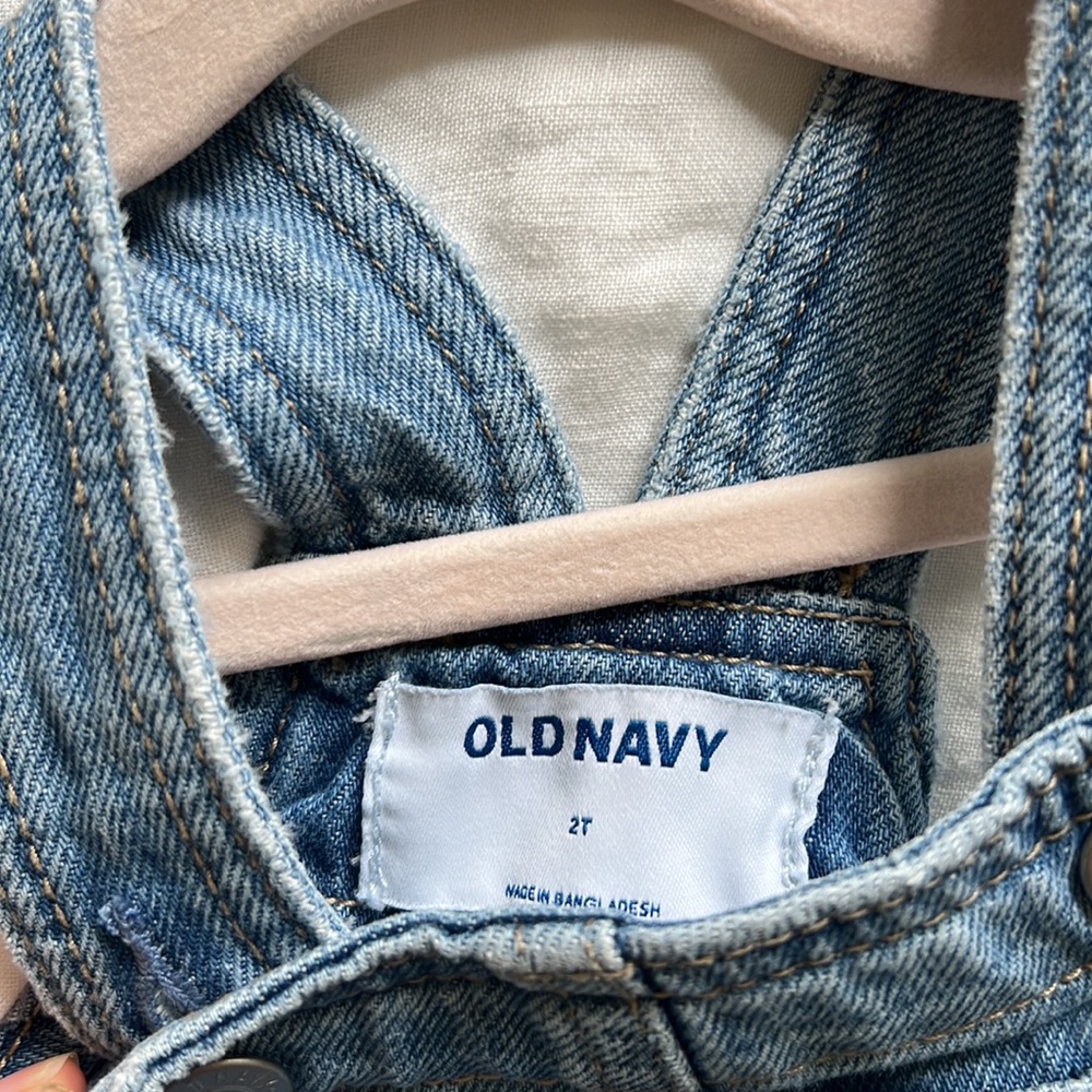 Old Navy 2T overalls - Picture 4 of 4